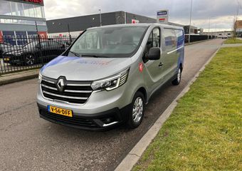 Renault TRAFIC E-Tech Red L2 H1, Airco, Nav, Camera