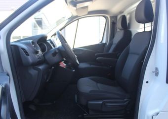 Renault TRAFIC 2.0 dCi 120 T27 L1H1 Work Edition