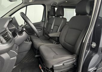 Renault TRAFIC 2.0 dCi 150 EDC T30 L2H1 Luxe DC | Navigatie | Camera | Trekhaak |