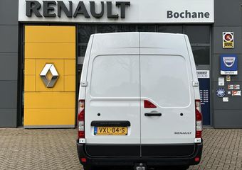 Renault MASTER T35 2.3 dCi 135 L2H2 Work Edition | Navigatie | Achteruitrijcamera | Trekhaak |
