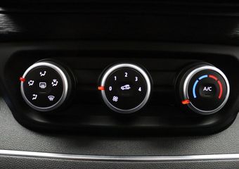 Renault TRAFIC Passenger dCi 110pk Grand Zen Camera | Cruise | Carplay | Navi | Parkeersens. v+a