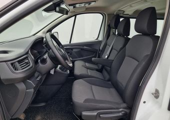Renault TRAFIC 2.0 dCi 130 T29 L2H1 DC Work Edition / Trekhaak (2500KG Trekgewicht) / 6 Persoons / Navigatie / Camera / Airco