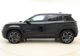 Jeep Avenger Altitude 54 kWh | Adaptive Cruise control | Climate control | Camera | 18″ Lichtmetalen velgen | Getint glas | Keyless | Bluetooth | Draadloze telefoonlader