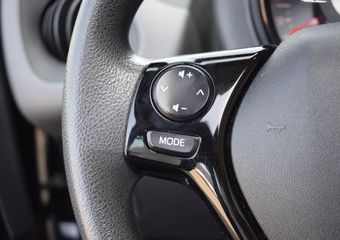 Peugeot 108 1.0 e-VTi Active TOP! Schuifdak, Cabrio, Carplay, Trekhaak, Camera, A/C