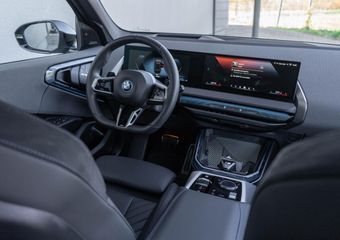 BMW X3 30e xDrive / M- Sport/ Standkachel/ Live Cockpit/ Adaptive Cruise Control/ Panoramadak/  220kW (220PK)