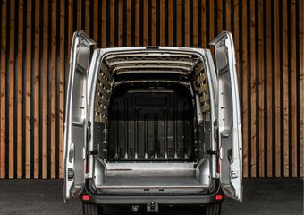 Renault MASTER T35 2.3 dCi 150PK Automaat L2H2 Work Edition | CAMERA | CARPLAY | ANDROID AUTO | AIRCO |