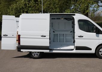 Renault MASTER T35 2.0 dCi 150 L2H2 Extra | 3 ZITPL | NAVI | AIRCO | CAMERA | CRUISE |
