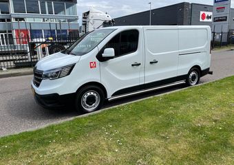 Renault TRAFIC E-Tech Red L2 H1, Nieuwstaat/New condition, Airco, Nav, Camera