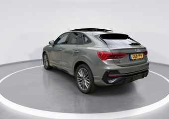 Audi Q3 Sportback 35 Tfsi 150pk S-tronic S Edition Competition · Camera · Panoramadak · Alarm · Park Assist · Apple/Android Car play · 19” Inch · Garantie t/m 29-07-2028 of 100.000km