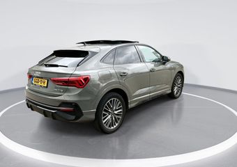 Audi Q3 Sportback 35 Tfsi 150pk S-tronic S Edition Competition · Camera · Panoramadak · Alarm · Park Assist · Apple/Android Car play · 19” Inch · Garantie t/m 29-07-2028 of 100.000km