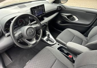 Toyota YARIS 1.5 Hybrid Active parkeercamera / Apple Carplay / Android Auto / Adaptieve cruise control / climate control / 10 jaar garantie / Toyota pechhulppas / Rijklaarprijs