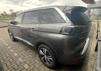Peugeot 5008 1.2 PureTech Allure Pack MD