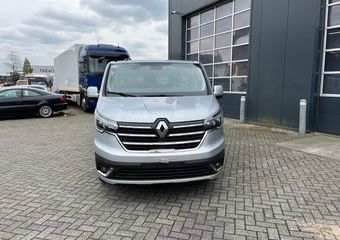 Renault TRAFIC E-Tech Red L2 H1 (NEW), Nav, Camera, Apple play