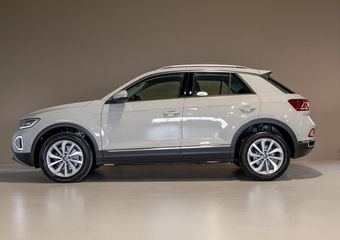 Volkswagen T-Roc 1.5 TSI Life Edition / 150pk / Achteruitrijcamera / Cruise / Apple Carplay