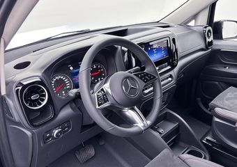 Mercedes-Benz VITO 119 CDI L3 DC *Edition* Leder/alcantara bekleding Dubbel cabine 19″inch AMG Black/Red-Pack Extra Lang Dubbele Schuifdeur Multibeam LED Trekhaak