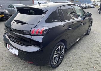 Peugeot 208 100pk Allure (Camera – Navigatie – LED – i-cockpit – Automatische Airco – Apple Carplay)