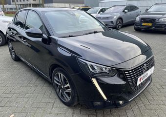 Peugeot 208 100pk Allure (Camera – Navigatie – LED – i-cockpit – Automatische Airco – Apple Carplay)