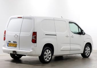 Opel COMBO 1.5D 130pk L2H1 Innovation Navi/Camera 01-2020
