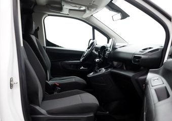 Opel COMBO 1.5D 130pk L2H1 Innovation Navi/Camera 01-2020