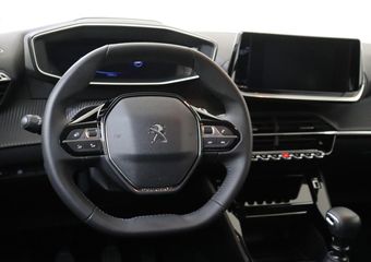 Peugeot 208 1.2 PureTech 100 Allure | Navi by App | Camera