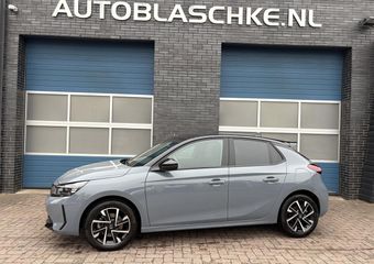 Opel CORSA 1.2 Turbo GS, 130 pk, panodak,navi via app.