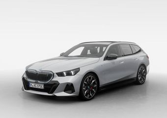 BMW i5 Touring eDrive40 M Sport Edition | M Sport Pro | Innovation Pack | Travel Pack | Comfort Pack
