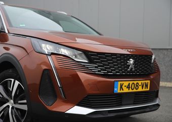 Peugeot 5008 1.2 130pk/H6/Allure/Nw Model/ 7-Pers./Trekhaak/Virtual/Led/19″