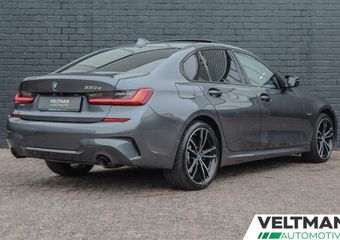 BMW 3-SERIE 330e High Executive M-SPORT PANO CRUISE STOELVERWARMING CAMERA