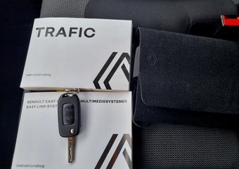 Renault TRAFIC 2.0 dCi 150 T29 L2H1 Work Edition Automaat / Trekhaak / Navigatie via Android Auto/Apple Carplay / Camera /