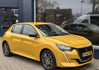 Peugeot 208 1.2 Active Pack | 1e Eigenaarsauto | Navigatie via Telefoon | Airco | Cruise Control | LED Verlichting | DAB+ Radio | Spoiler | 16″ Lichtmetalen Velgen | Apple Carplay | Elek. Pakket |
