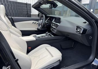BMW Z4 Roadster SDrive20i High Executive M-50jahre uitvoering !!!