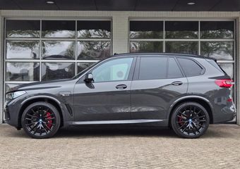 BMW X5 XDRIVE45E M SPORT I LASER I PANORAMA I 22 INCH I DRIVING PROFF.