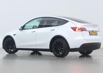 Tesla Model Y Long Range AWD 75 kWh | Incl. BTW | Panoramadak | Vol-Leder | Auto-Pilot | 20 Inch | 360° Camera
