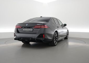 BMW i5 M60 xDrive 84 kWh | Driving Assistant Pro | Pano | HUD | Deep Frozen Grey  | 21 inch
