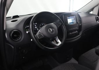 Mercedes-Benz VITO 114 CDI Aut. | Lang L2 | Climate Control | LM Velgen | Trekhaak | 3-zits | Navigatie | LED | Certified |