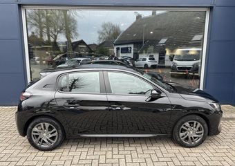 Peugeot 208 1.2 PureTech Active Pack | 15000 KM! | Full led koplampen | 16 inch Licht Metalen Velgen | Touch Screen met Apple Carplay | Parkeersensoren | Achterklep Spoiler | 1e eigenaresse |