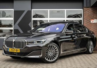 BMW 7-SERIE 745 745e High Executive | Panorama | Head-Up | H/K | 4 wielbesturing | Laser | 360 | Soft Close | 20 Inch |