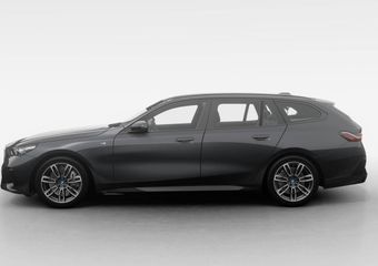 BMW i5 Touring eDrive40 M Sport Edition | Driving Assistant Plus