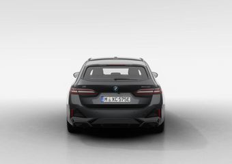 BMW i5 Touring eDrive40 M Sport Edition | Driving Assistant Plus