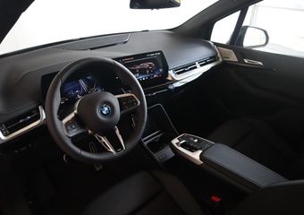 BMW 2-SERIE Active Tourer 225e xDrive M Sportpakket  | Premium Pack | Stoelen pakket | Elektr. Trekhaak