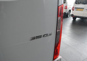 Mercedes-Benz SPRINTER 315 1.9 CDI L2H2 app connect cruise pdc camera 150 pk !!
