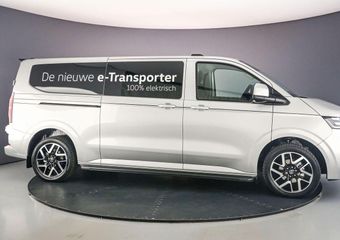 Volkswagen E-Transporter L2 Bulli 286pk | 19″ | Sidebars | Trekhaak | Betimmering