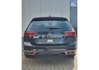 Volkswagen PASSAT Variant 1.5 TSI R-Line Business+ DSG / Panoramadak / Apple Carplay /
