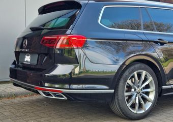 Volkswagen PASSAT Variant 1.5 TSI R-Line Business+ DSG / Panoramadak / Apple Carplay /