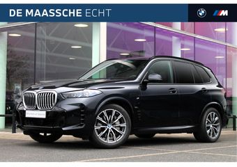 BMW X5 xDrive50e High Executive M Sport Automaat / Panoramadak / Trekhaak / Sportstoelen / Soft-Close / Adaptieve LED / Parking Assistant Professional / Gesture Control