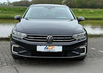 Volkswagen PASSAT Variant 1.4 TSI PHEV GTE Business / massage / Camera / Digidash enz..