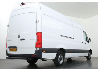 Mercedes-Benz SPRINTER 317 CDI Aut. | L3 H2 | Aut. | Parkeercamera | Airco | Cruise Control | Opstaptrede | 3-zits | Stoelverwarming | Certified |