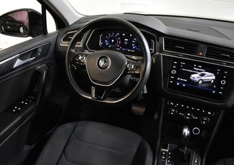 Volkswagen TIGUAN 2.0 TSI DSG 4MOTION HIGHLINE TREKHAAK/VIRTUAL/CAMERA/HEADUP