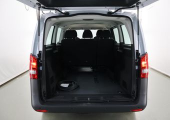 Mercedes-Benz EVITO TOURER PRO L3 90 kWh