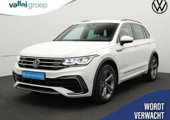 Volkswagen TIGUAN 1.4 TSI eHybrid 245 pk DSG R-Line Business+ | Navigatie | Keyless Entry | Adaptive Cruise | Achteruitrijcamera | Climatronic